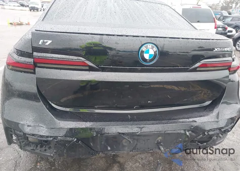 2023 BMW I7 xDrive60 z USA, uszkodzony, nr VIN WBY53EJ03PCN87908